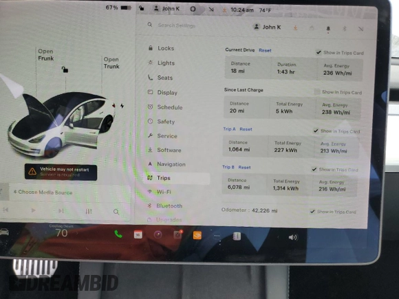 2021 Tesla Model 3 Standard Range Plus z VIN 5YJ3E1EA7MF084900, wystawiony jako Copart lot #53090765 z przebiegiem 42 226 mil mil oraz Nie do naprawy. Historia ofert i sprzedaży dostępna na DreamBid. Obrazek 9.