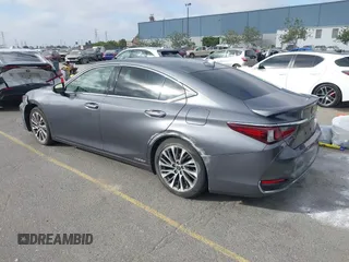 2019 Lexus ES 300h with VIN JTHB21B19K2022809, listed as a IAAI auction lot 42484103 with 62,596 mi miles and . Bid and sale history available at DreamBid. Image 3.