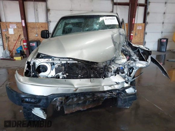2004 Toyota Tacoma with VIN 5TEWN72N24Z442216, listed as a IAAI auction lot 41370604 with 199,640 mi miles and . Bid and sale history available at DreamBid. Image 13.
