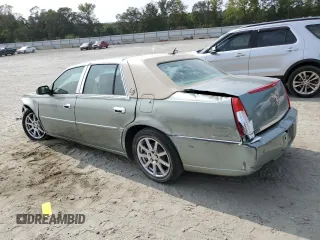 2007 Cadillac DTS Performance z VIN 1G6KD57967U131549, wystawiony jako Copart lot #70918804 z przebiegiem 73 618 mil mil oraz Szkoda całkowita • Salvage title. Historia ofert i sprzedaży dostępna na DreamBid. Obrazek 2.