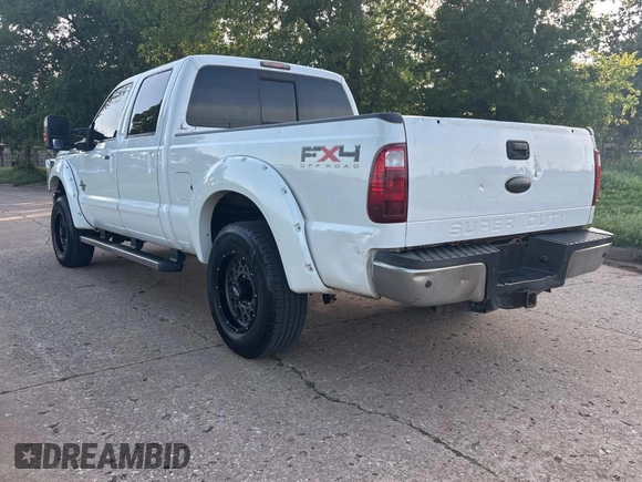 2011 Ford Super Duty F-250 SRW XL with VIN 1FT7W2BT7BEC92770, listed as a Copart auction lot 54956675 with 293,973 mi miles and Clean Title. Bid and sale history available at carsss.com. Image 3.