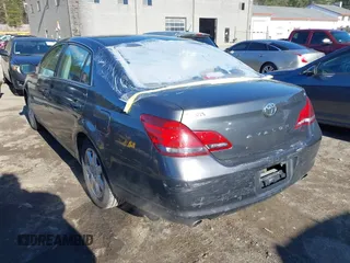 2008 Toyota Avalon XL with VIN 4T1BK36B18U303138, listed as a IAAI auction lot 41864330 with 208,932 mi miles and . Bid and sale history available at DreamBid. Image 3.