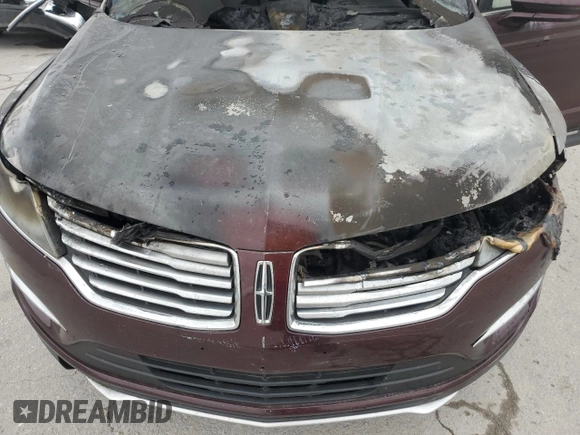2016 Lincoln MKC Reserve with VIN 5LMTJ3DH7GUJ31756, listed as a Copart auction lot 58563035 with Not provided miles and Salvage title. Bid and sale history available at DreamBid. Image 12.