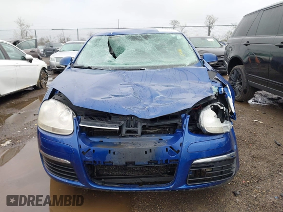 2008 Volkswagen Jetta SE с VIN 3VWRM71K18M043384, выставлен на аукционе IAAI как лот 41915731 с пробегом 137 718 миль миль и . История ставок и продаж доступна на DreamBid. Изображение 13.