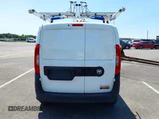2019 Ram ProMaster City Cargo Tradesman с VIN ZFBHRFAB0K6N83944, выставлен на аукционе IAAI как лот 42304134 с пробегом 131 421 миль миль и . История ставок и продаж доступна на DreamBid. Изображение 16.