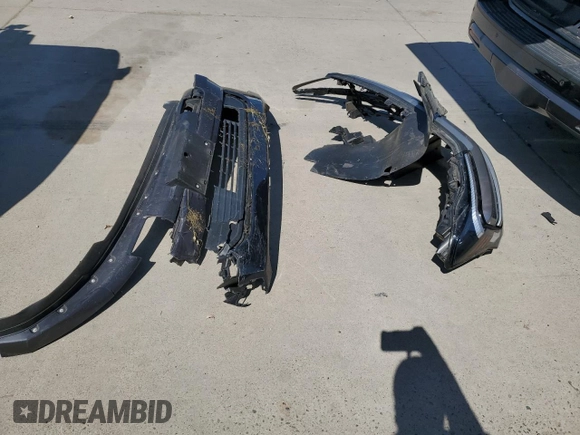 2023 Ford Expedition Max XLT с VIN 1FMJK1J86PEA47731, выставлен на аукционе Copart как лот 55151635 с пробегом 26 210 миль миль и Списание • Salvage title. История ставок и продаж доступна на DreamBid. Изображение 13.