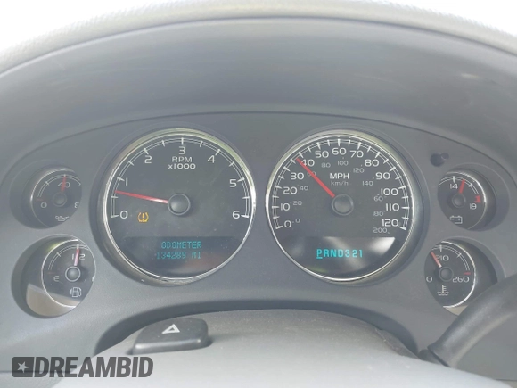 2007 GMC Sierra 1500 SLT z VIN 3GTEK13MX7G502170, wystawiony jako IAAI lot #42050534 z przebiegiem 134 289 mil mil oraz . Historia ofert i sprzedaży dostępna na DreamBid. Obrazek 7.