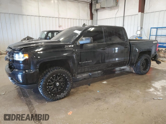 2017 Chevrolet Silverado 1500 LT with VIN 3GCUKREC8HG143224, listed as a Copart auction lot 87178744 with 136,297 mi miles and Salvage Title. Bid and sale history available at DreamBid. Image 1.