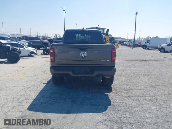 2019 Ram 1500 Big Horn z VIN 1C6RRFFG8KN710927, wystawiony jako IAAI lot #41850421 z przebiegiem 66 007 mil mil oraz . Historia ofert i sprzedaży dostępna na DreamBid. Obrazek 16.