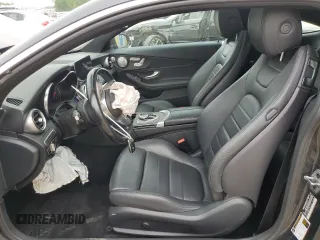 2019 Mercedes-Benz C 300 z VIN WDDWJ8EBXKF837960, wystawiony jako Copart lot #53972945 z przebiegiem 47 660 mil mil oraz Szkoda całkowita • Salvage title. Historia ofert i sprzedaży dostępna na DreamBid. Obrazek 7.