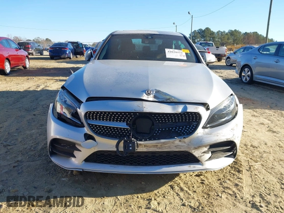 2019 Mercedes-Benz C 300 with VIN 55SWF8DB2KU303223, listed as a IAAI auction lot 41028551 with 62,729 mi miles and . Bid and sale history available at DreamBid. Image 6.