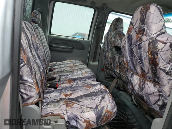 2004 Ford F-350 XL with VIN 1FTSW31P94EA54393, listed as a Copart auction lot 48525235 with Not Provided miles and Salvage Title. Bid and sale history available at DreamBid. Image 10.