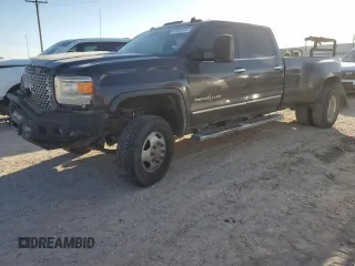2015 GMC Sierra 3500HD Denali z VIN 1GT424E86FF184058, wystawiony jako Copart lot #86604614 z przebiegiem 216 968 mil mil oraz Szkoda całkowita • Salvage title. Historia ofert i sprzedaży dostępna na DreamBid. Obrazek 1.