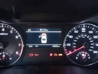 2024 Kia Forte LXS z VIN 3KPF24AD6RE836641, wystawiony jako IAAI lot #41793732 z przebiegiem 16 855 mil mil oraz . Historia ofert i sprzedaży dostępna na DreamBid. Obrazek 7.