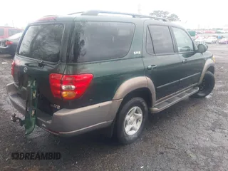 2002 Toyota Sequoia SR5 with VIN 5TDZT34A72S136628, listed as a IAAI auction lot 41978559 with 407,079 mi miles and . Bid and sale history available at DreamBid. Image 4.