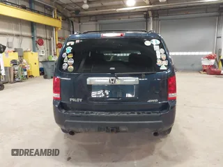2011 Honda Pilot EX-L with VIN 5FNYF4H52BB038651, listed as a IAAI auction lot 41868695 with 281,683 mi miles. Bid and sale history available at carsss.com. Image 16.