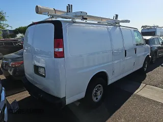 2020 Chevrolet Express Cargo with VIN 1GCWGAFP4L1267723, listed as a IAAI auction lot 42832826 with 91,273 mi miles and . Bid and sale history available at DreamBid. Image 13.