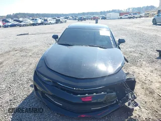 2017 Chevrolet Camaro 2LT z VIN 1G1FD1RSXH0141137, wystawiony jako IAAI lot #41835099 z przebiegiem 102 209 mil mil oraz . Historia ofert i sprzedaży dostępna na DreamBid. Obrazek 13.