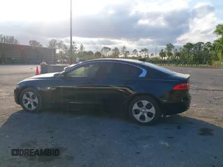 2018 Jaguar XE 25t with VIN SAJAR4FX7JCP35484, listed as a IAAI auction lot 41312008 with 1 mi miles. Bid and sale history available at carsss.com. Image 14.