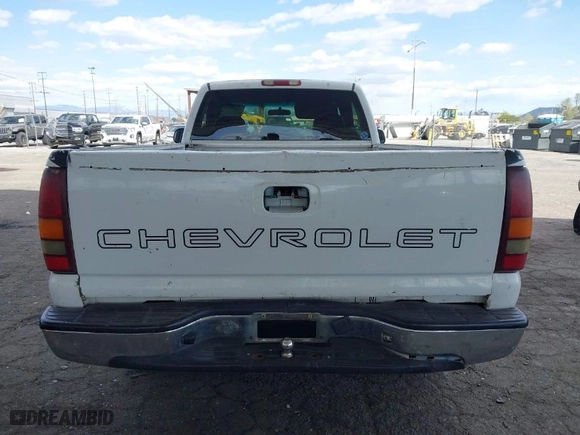 2002 Chevrolet Silverado 1500 with VIN 1GCEC14V82Z236404, listed as a IAAI auction lot 41970241 with 240,265 mi miles. Bid and sale history available at carsss.com. Image 16.