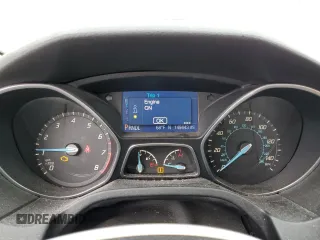 2013 Ford Focus SE z VIN 1FADP3F20DL335132, wystawiony jako Copart lot #61042315 z przebiegiem 149 443 mil mil oraz Czysty tytuł • Clean title. Historia ofert i sprzedaży dostępna na DreamBid. Obrazek 9.