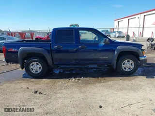 2004 Chevrolet Colorado 1SB LS Z85 with VIN 1GCDS136648214645, listed as a IAAI auction lot 40686971 with 167,422 mi miles. Bid and sale history available at carsss.com. Image 14.