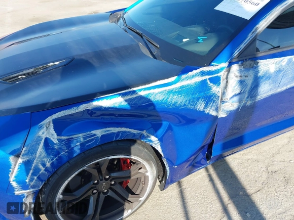 2018 Chevrolet Camaro 1SS with VIN 1G1FE1R78J0131642, listed as a IAAI auction lot 41970560 with 34,140 mi miles and . Bid and sale history available at DreamBid. Image 6.