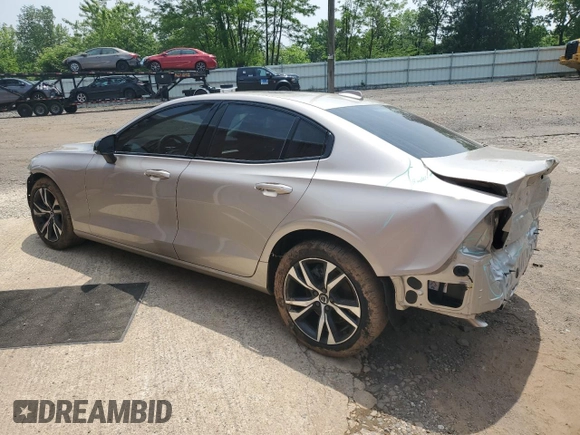 2024 Volvo S60 Core Dark Theme with VIN 7JRL12FK7RG322199, listed as a Copart auction lot 58101205 with 3,142 mi miles and Salvage title. Bid and sale history available at DreamBid. Image 2.