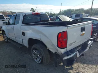 2016 Chevrolet Colorado 2WD LT with VIN 1GCHSCEA4G1157275, listed as a IAAI auction lot 40961014 with 105,776 mi miles. Bid and sale history available at carsss.com. Image 3.
