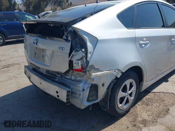 2015 Toyota Prius Four with VIN JTDKN3DU6F1978465, listed as a IAAI auction lot 42141095 with 87,310 mi miles. Bid and sale history available at carsss.com. Image 17.
