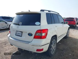 2011 Mercedes-Benz GLK 350 with VIN WDCGG5GB5BF527010, listed as a IAAI auction lot 41918859 with 127,012 mi miles and . Bid and sale history available at DreamBid. Image 4.