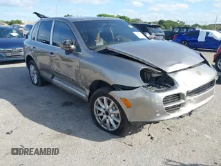 2005 Porsche Cayenne S with VIN WP1AB29P75LA61263, listed as a IAAI auction lot 41635350 with 242,874 mi miles. Bid and sale history available at carsss.com. Image 1.