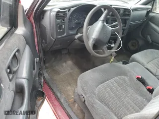 2000 Chevrolet S-10 LS with VIN 1GCCS1451YK198476, listed as a Copart auction lot 64419724 with 229,955 mi miles and Salvage Title. Bid and sale history available at carsss.com. Image 8.