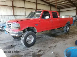 1997 Ford F-250 z VIN 1FTHF26FXVEB93213, wystawiony jako Copart lot #56291275 z przebiegiem 283 697 mil mil oraz Szkoda całkowita • Salvage title. Historia ofert i sprzedaży dostępna na DreamBid. Obrazek 1.