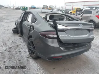 2017 Ford Fusion SE with VIN 3FA6P0H97HR199980, listed as a IAAI auction lot 41570237 with 89,612 mi miles. Bid and sale history available at carsss.com. Image 3.