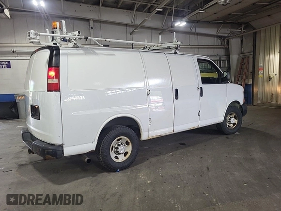 2015 Chevrolet Express Cargo with VIN 1GCWGFCF2F1163079, listed as a IAAI auction lot 42832363 with 183,774 mi miles and . Bid and sale history available at DreamBid. Image 25.