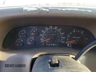 1999 Ford F-350 XL с VIN 1FTSW30F1XEA19618, выставлен на аукционе Copart как лот 71529694 с пробегом 210 990 миль миль и Чистый • Clean title. История ставок и продаж доступна на DreamBid. Изображение 9.