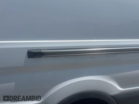 2017 Ford Transit с VIN 1FTBW3XMXHKA23092, выставлен на аукционе IAAI как лот 42734091 с пробегом 247 417 миль миль и . История ставок и продаж доступна на DreamBid. Изображение 27.