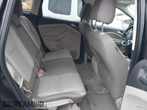 2014 Ford Escape SE with VIN 1FMCU0GX9EUB21853, listed as a IAAI auction lot 40313063 with 106,687 mi miles. Bid and sale history available at carsss.com. Image 8.