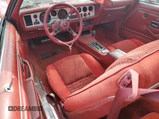 1980 Pontiac Firebird с VIN 2W87WAN106269, выставлен на аукционе Copart как лот 52419195 с пробегом 95 865 миль миль и Списание • Salvage title. История ставок и продаж доступна на DreamBid. Изображение 8.