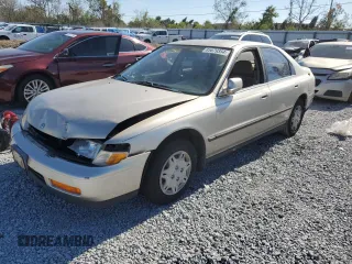 1995 Honda Accord LX with VIN 1HGCD5630SA158577, listed as a Copart auction lot 85679354 with 149,213 mi miles and Salvage Title. Bid and sale history available at carsss.com. Image 1.