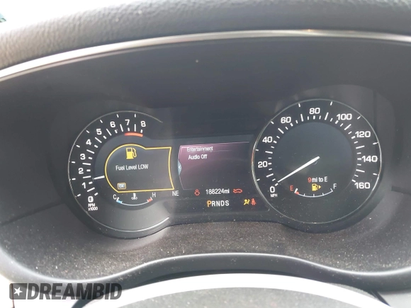 2015 Lincoln MKC z VIN 5LMCJ1A95FUJ18259, wystawiony jako IAAI lot #42294839 z przebiegiem 188 224 mil mil oraz . Historia ofert i sprzedaży dostępna na DreamBid. Obrazek 7.