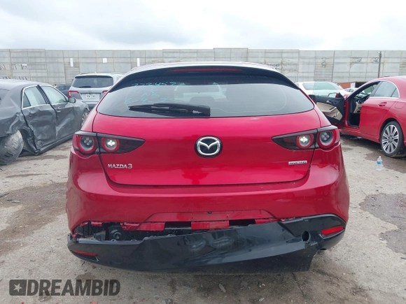2019 Mazda 3 z VIN JM1BPAJM7K1133105, wystawiony jako IAAI lot #42473214 z przebiegiem 47 751 mil mil oraz . Historia ofert i sprzedaży dostępna na DreamBid. Obrazek 17.