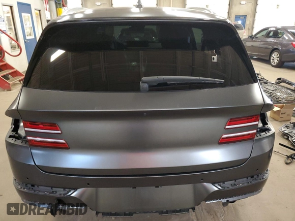 2022 Genesis GV80 Advanced Plus with VIN KMUHCESC6NU094073, listed as a Copart auction lot 58288045 with 43,327 mi miles and Salvage title. Bid and sale history available at DreamBid. Image 6.