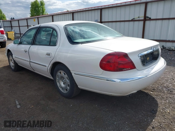 1999 Lincoln Continental с VIN 1LNHM97V2XY708917, выставлен на аукционе IAAI как лот 42282254 с пробегом 283 827 миль миль и . История ставок и продаж доступна на DreamBid. Изображение 3.