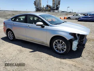 2020 Ford Fusion SE z VIN 3FA6P0HDXLR235383, wystawiony jako Copart lot #56752235 z przebiegiem 92 919 mil mil oraz Szkoda całkowita • Salvage title. Historia ofert i sprzedaży dostępna na DreamBid. Obrazek 4.