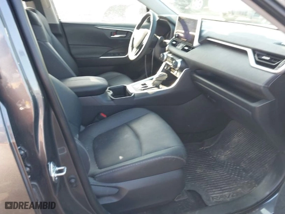 2024 Toyota RAV4 Hybrid XLE Premium with VIN JTMB6RFV7RD139613, listed as a IAAI auction lot 41490578 with 6,817 mi miles. Bid and sale history available at carsss.com. Image 5.