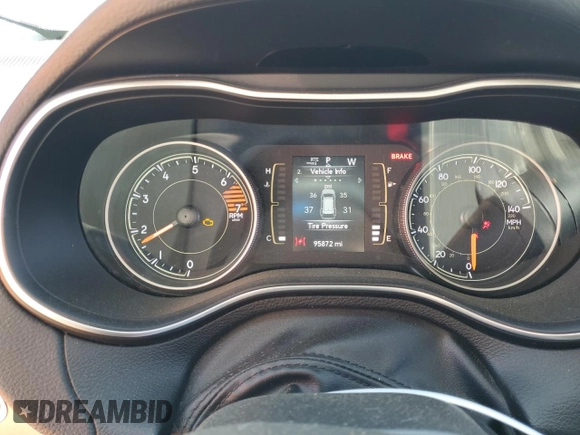 2020 Jeep Cherokee Latitude с VIN 1C4PJLCB7LD605866, выставлен на аукционе Copart как лот 59142455 с пробегом 95 872 миль миль и Списание • Salvage title. История ставок и продаж доступна на DreamBid. Изображение 9.