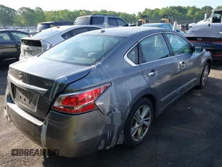 2015 Nissan Altima SV z VIN 1N4AL3AP8FC112860, wystawiony jako IAAI lot #42083386 z przebiegiem 123 672 mil mil oraz . Historia ofert i sprzedaży dostępna na DreamBid. Obrazek 4.
