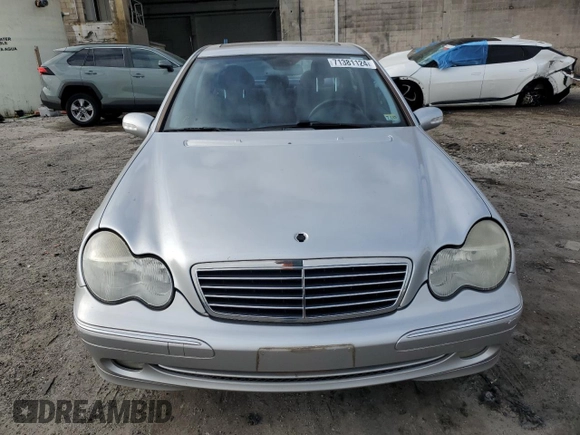 2001 Mercedes-Benz C 320 with VIN WDBRF64J81F045177, listed as a Copart auction lot 71381124 with 93,983 mi miles and Salvage Title. Bid and sale history available at DreamBid. Image 5.